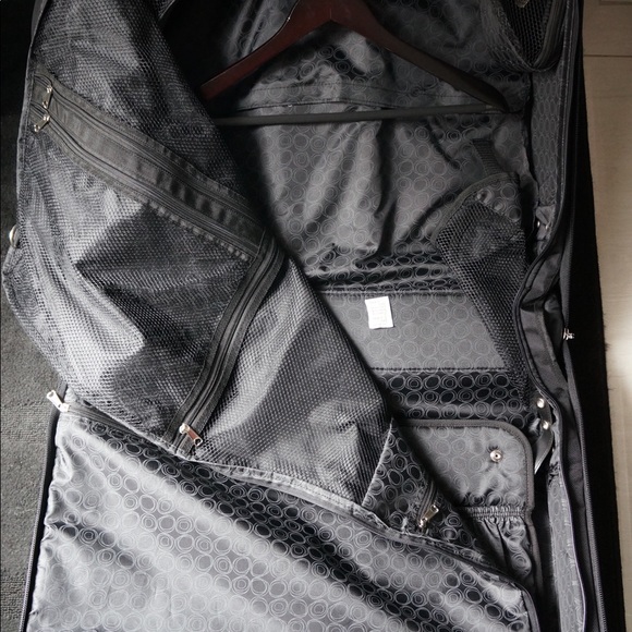 ⭐️NWOT⭐️ Suitcase - Picture 3 of 3